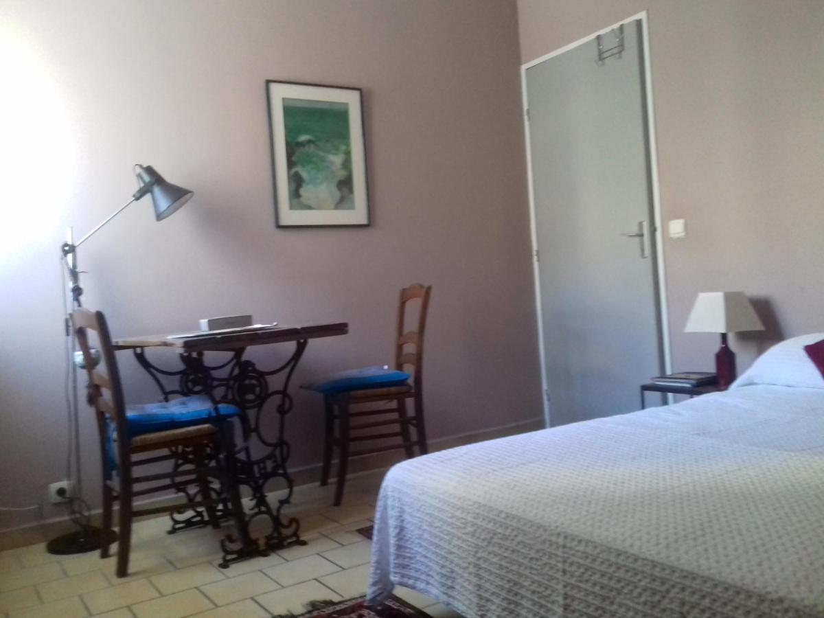 Appartement Les Trois Rois à Nîmes Extérieur photo